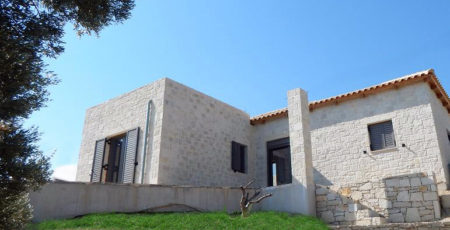 VILLA OUTSIDE